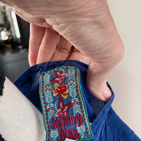 Royal blue Johnny Was tunic blouse Size Small - Picture 4 of 4